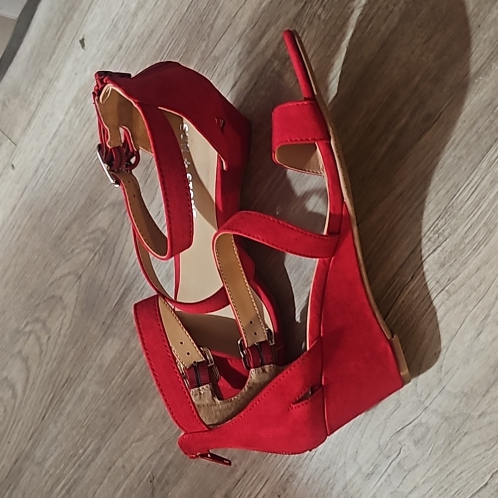 ✨️❤️Beautiful Sun + Stone Red Buckle & Zip Back Wedge Heels Size 5.5 - Picture 11 of 16
